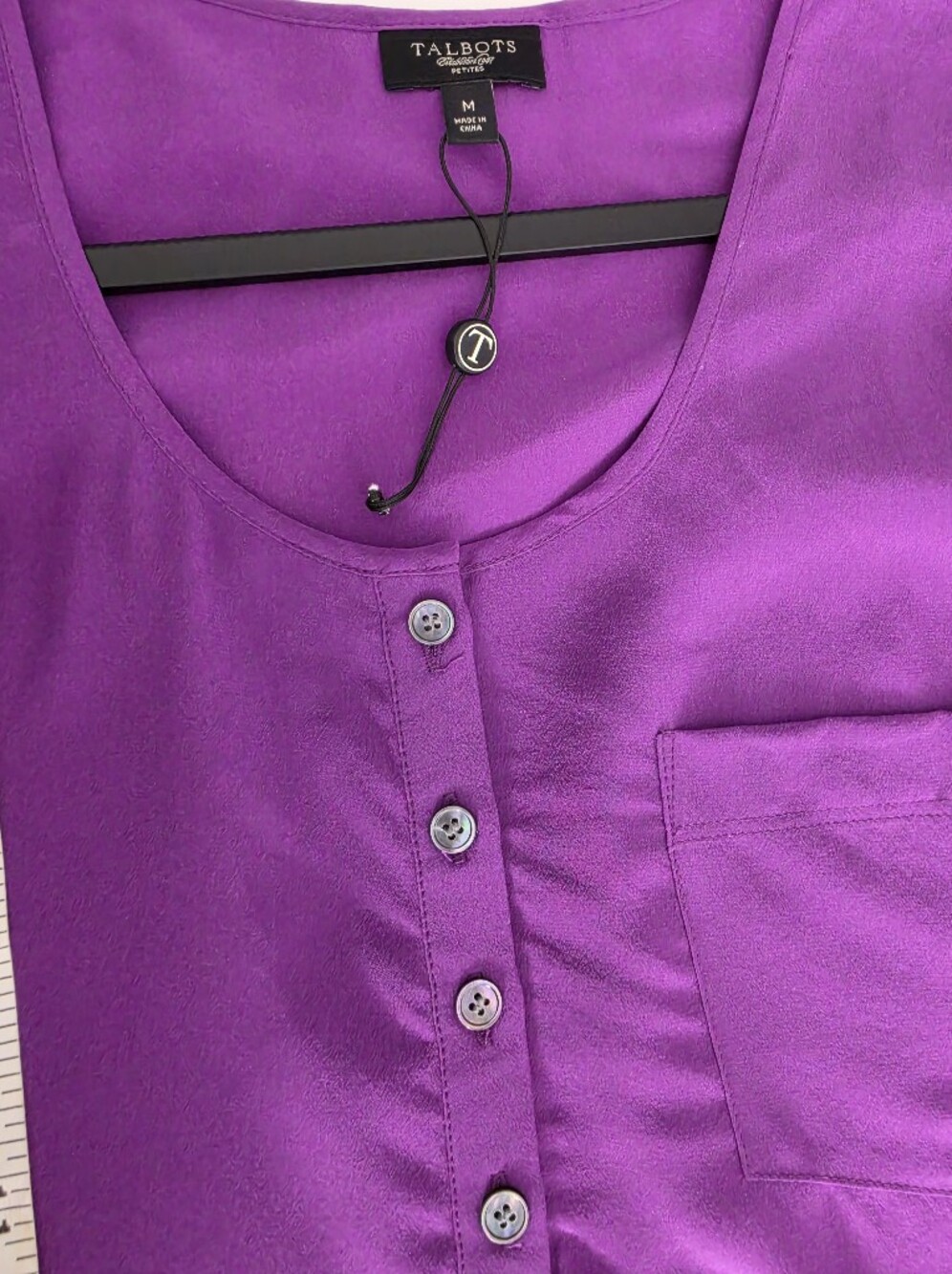 Talbots Women's Cutaway Shell Split Neck Blouse Tank Top Silk NWOT Size M - Picture 9 of 12